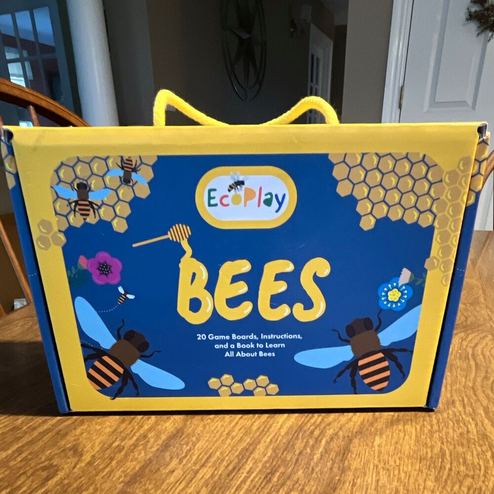Whitestar Kids EcoPlay Bees Educational Board Game and Book Set Ages 4-7